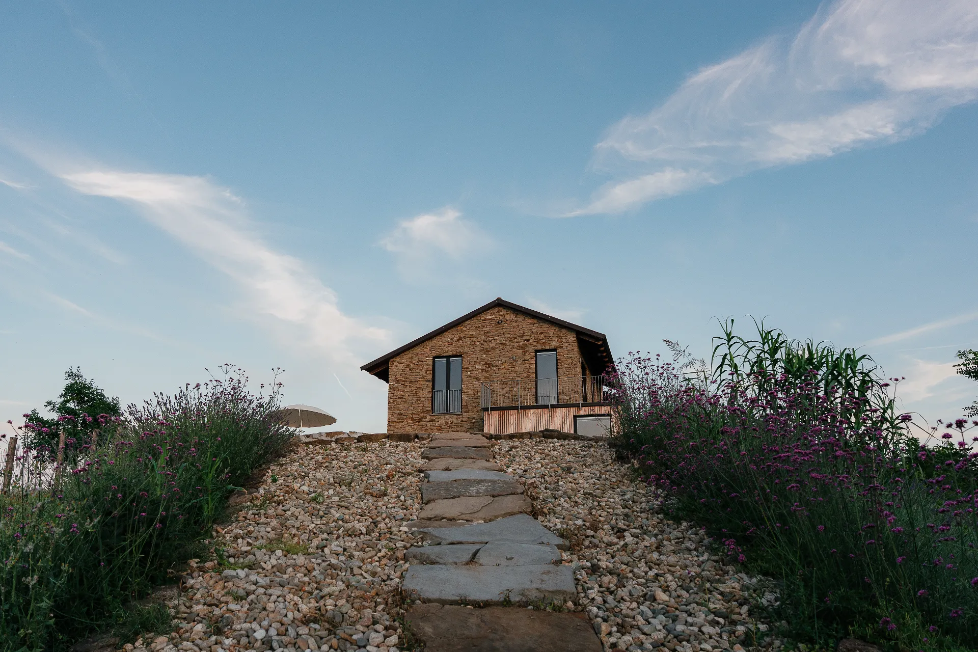 The facade, finished